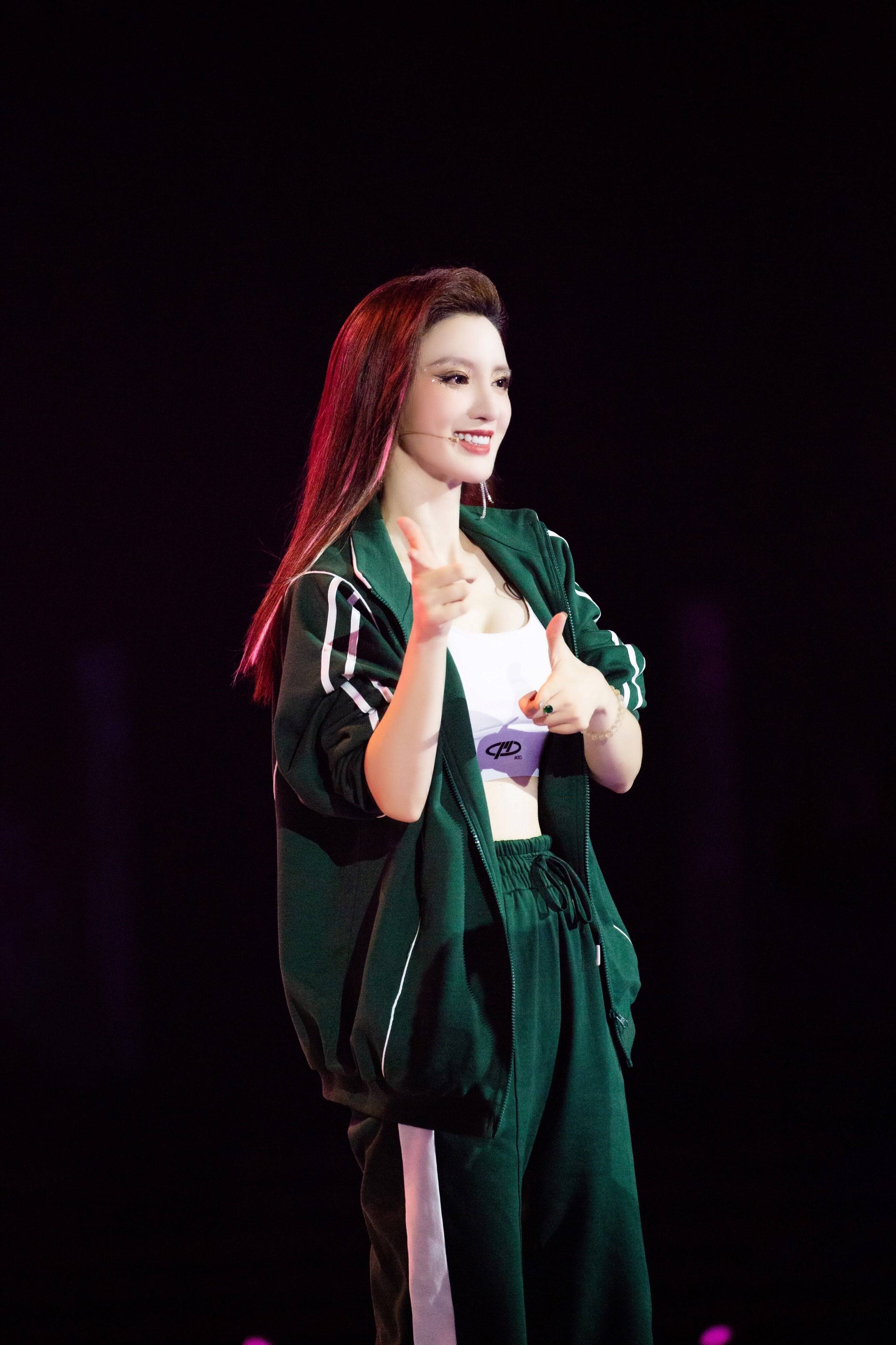 《姐姐》袁咏琳淘汰后写歌道别 淘汰姐姐在线团聚