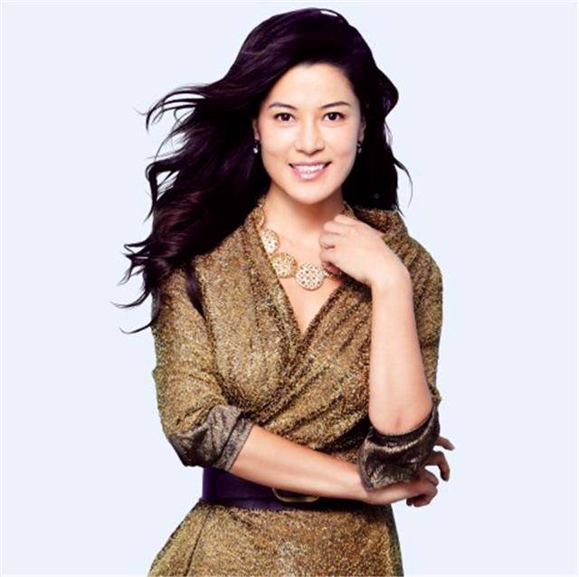 曾是歌坛大佬:娶三任妻子有6个子女,医院悲惨离世无一人过问