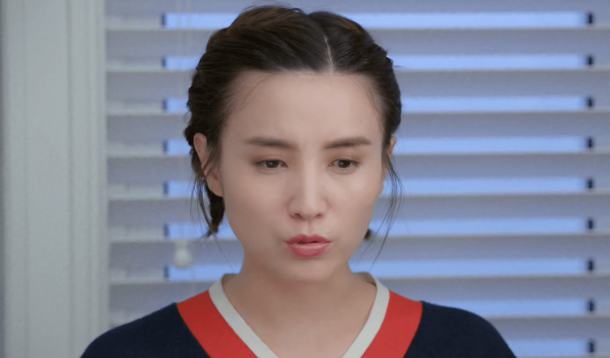 2016年凭借电影《师父》获得第20届华鼎奖中国最佳女主角奖.