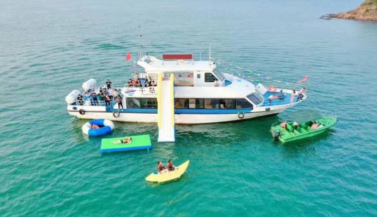 南澳岛自驾游有什么好玩之游艇出海旅游