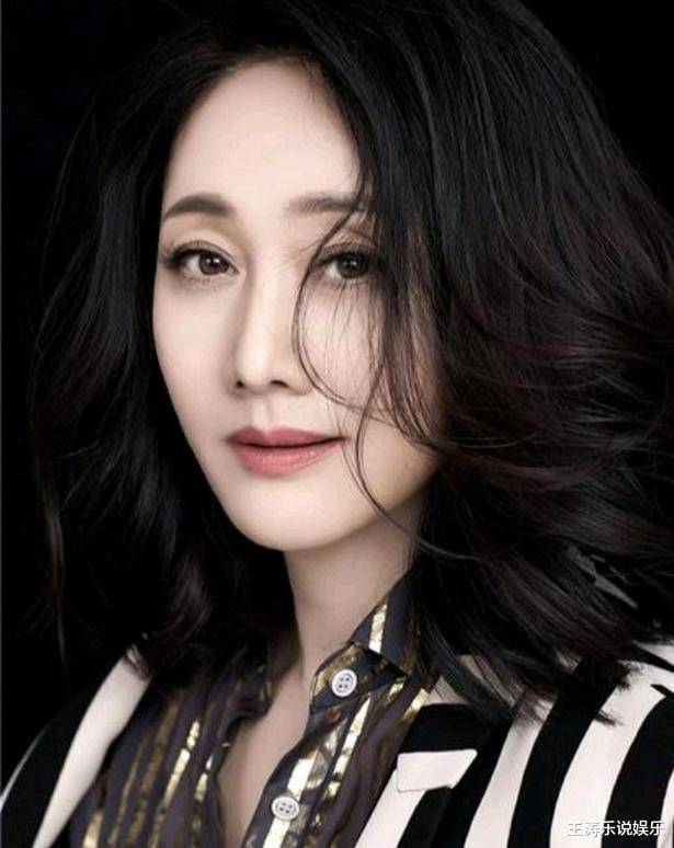 原创"还珠"再聚首!54岁"令妃"赵丽娟面容憔悴,网友直呼认不出