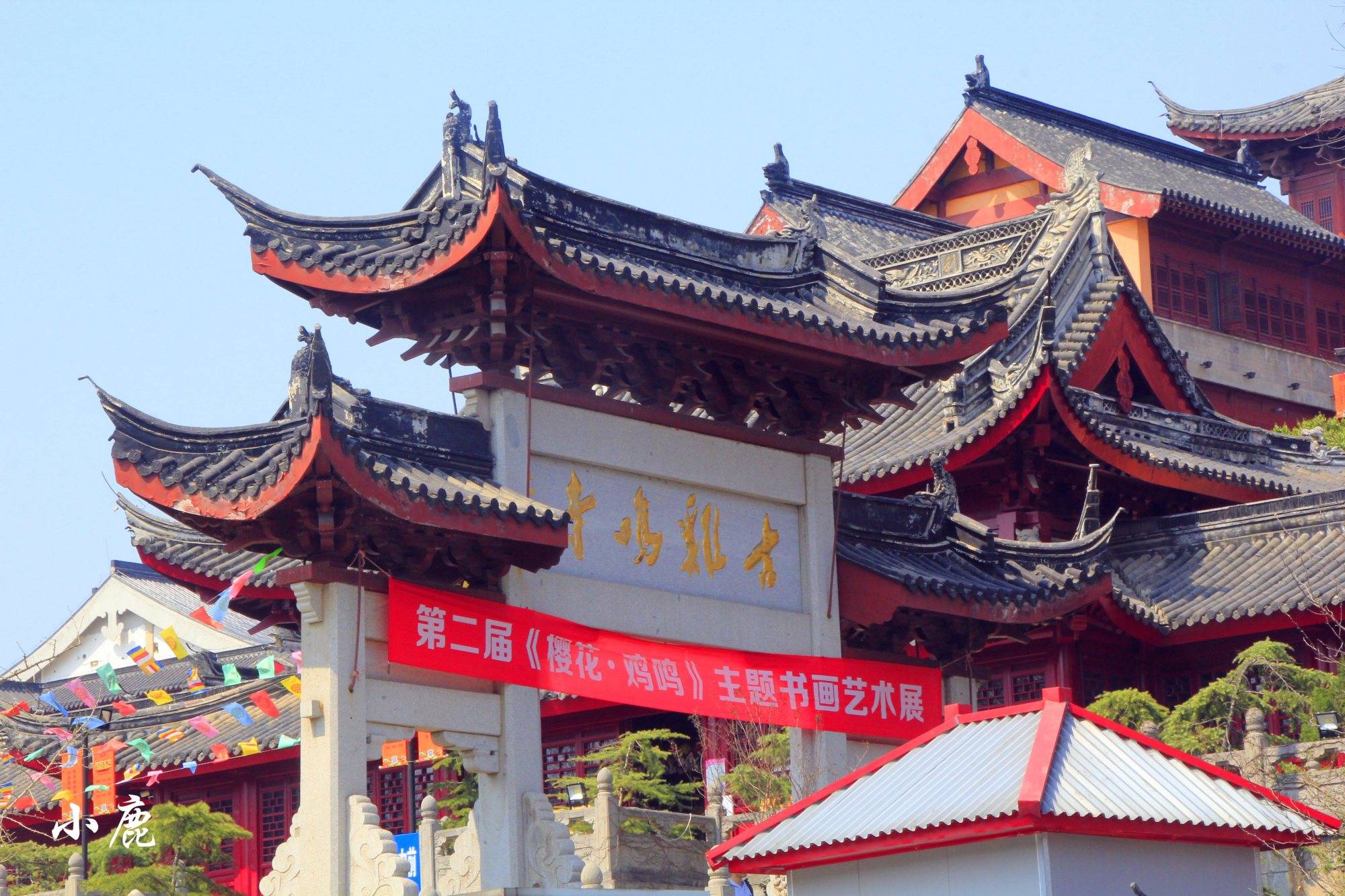 原創1700年的皇家寺廟新白娘子傳奇在此取景門票10元還送香