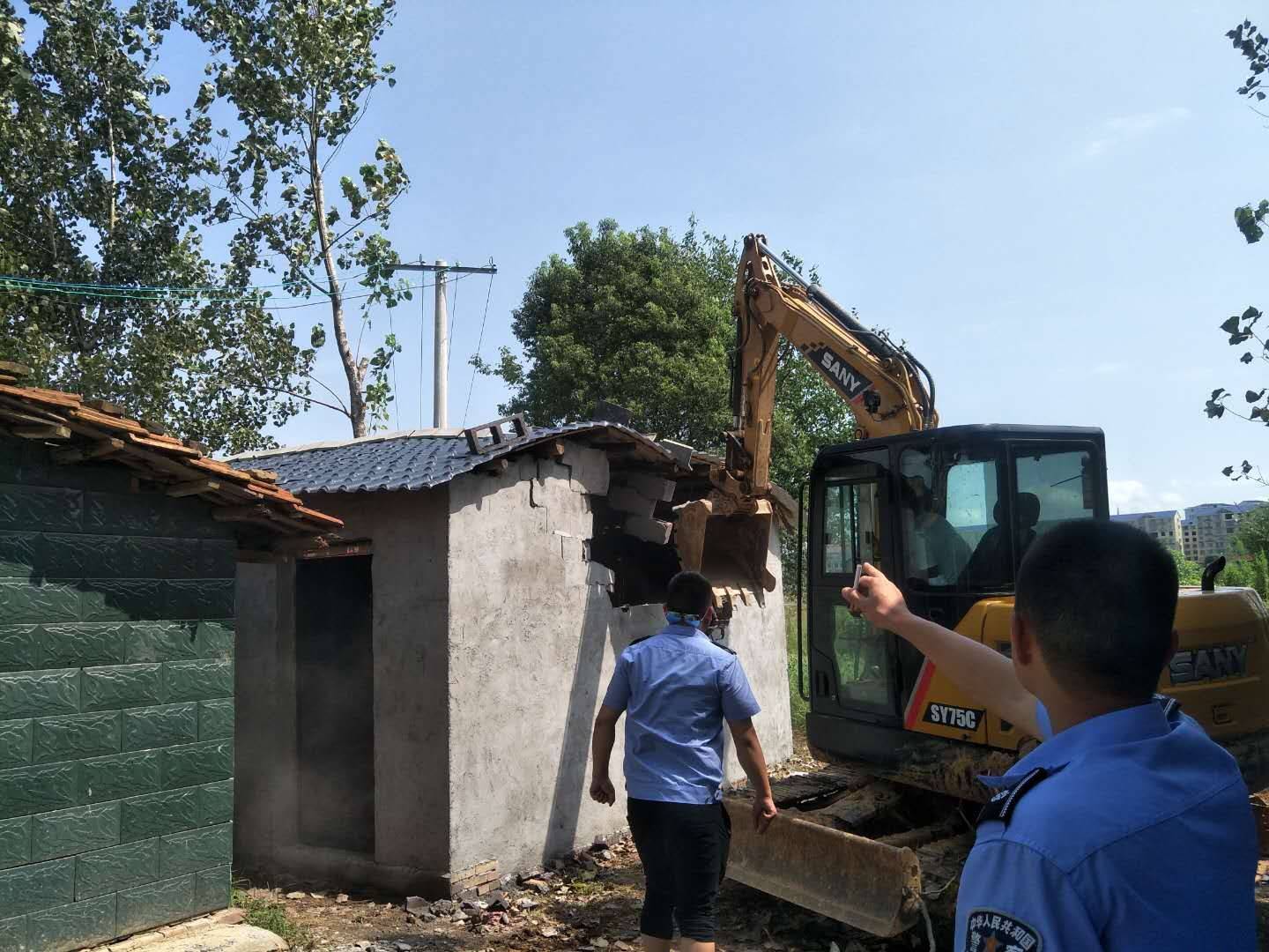 拆违进行时经开区拆除违建图斑31处