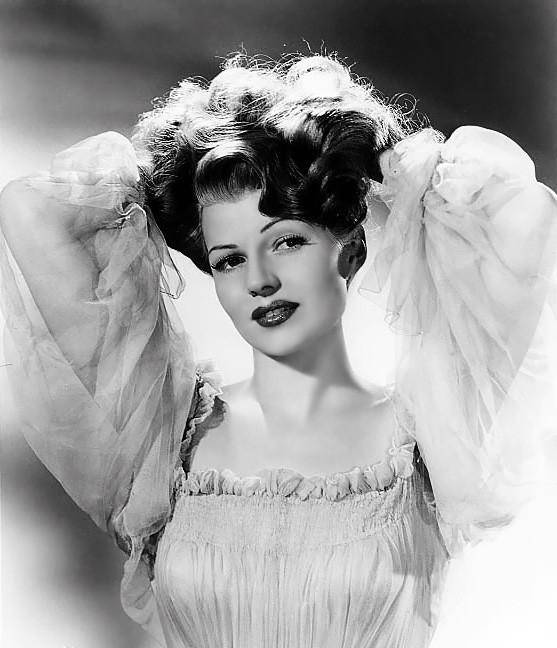 第一个嫁入皇室的好莱坞女星性感女神丽塔海华丝的香艳传说