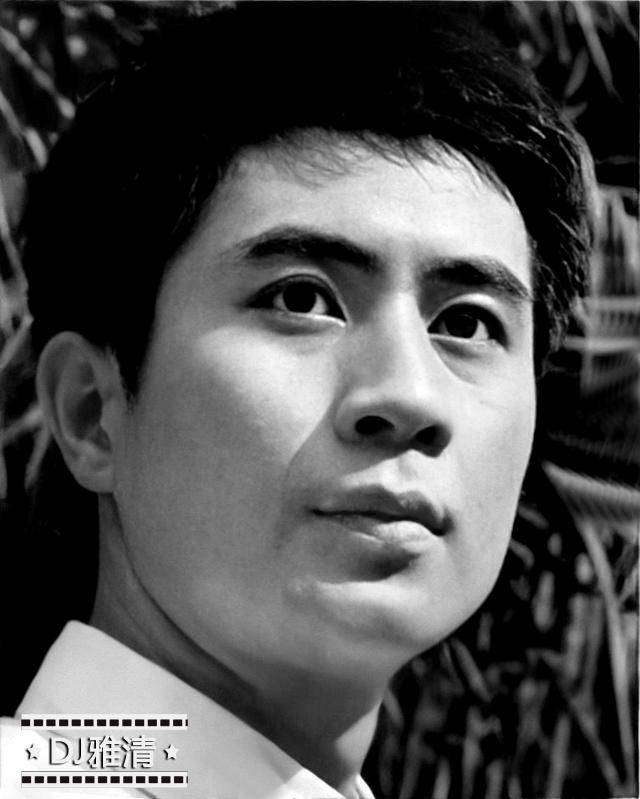 原创罕见老照片80年代男星黑白照个个容貌俊美却又充满男儿气概