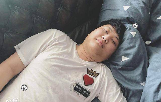 原创lol山泥若忘不了伊芙蕾雅!宣布停播化名天猪土豆,要写炼丹网文