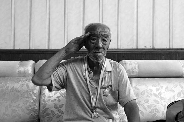 原创庆祝抗战胜利75周年向保定唐县41名健在抗战老兵致敬最年长者已99