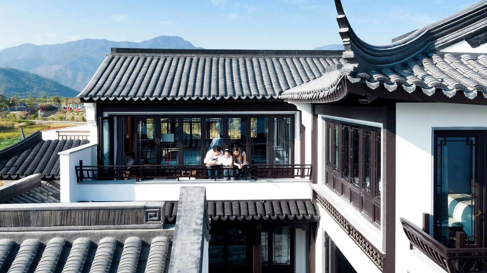 用仿古砖雕营造的新中式四合院美到骨子里的建筑