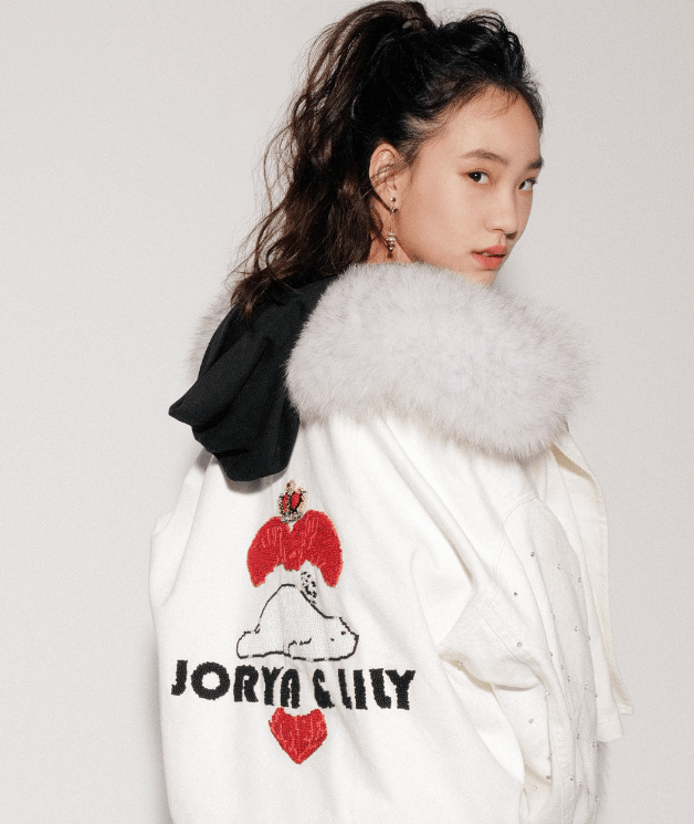 小s女儿许韶恩lily携手jorya 亲身演绎为爱发声