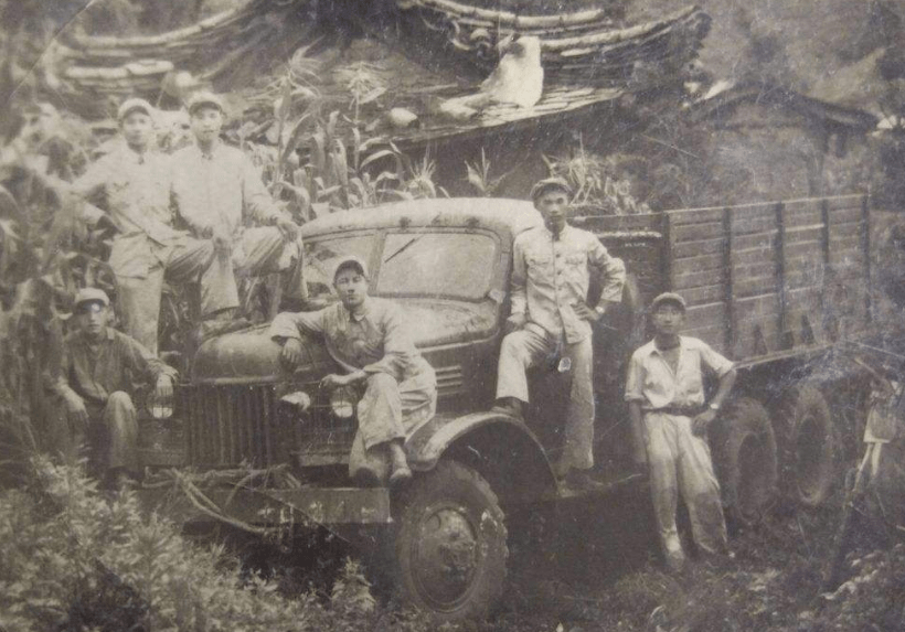 志愿军汽车连50辆车,仅剩老崔1辆,战友好奇:运气这么好?