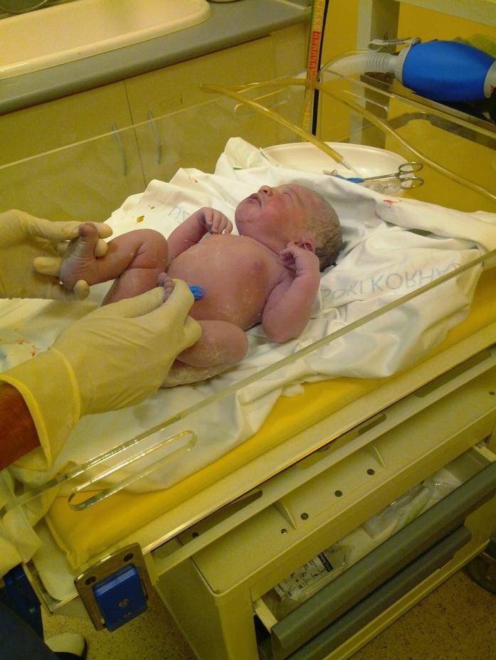 出生一个月的女婴图片图片
