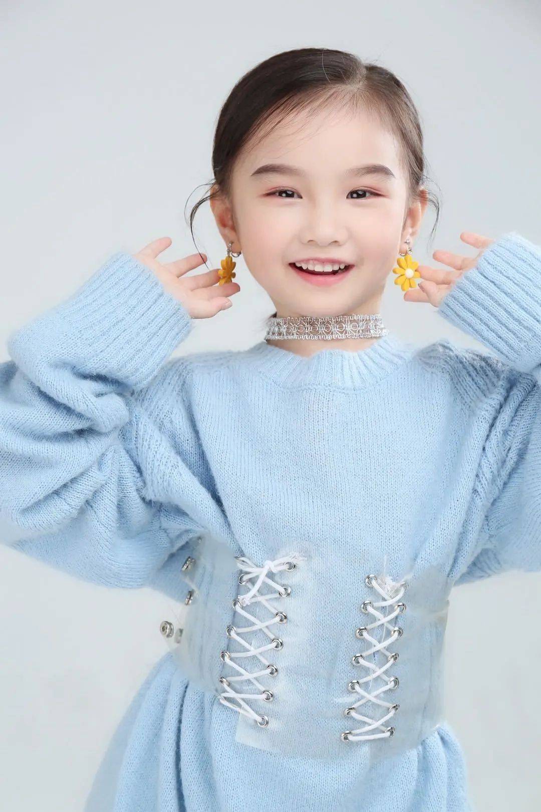 中国女小童星名字图片