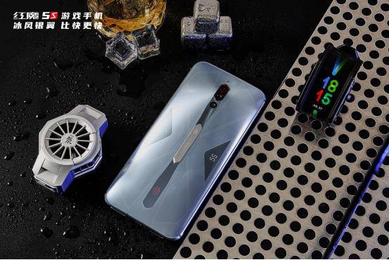 再夺京东金机奖红魔5系列游戏手机818大促劲爆享至高24期免息