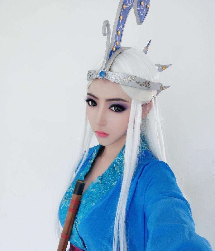 国漫女神变成"真人"后,小舞可爱灵动,焰灵姬从动漫中走出来了_cos