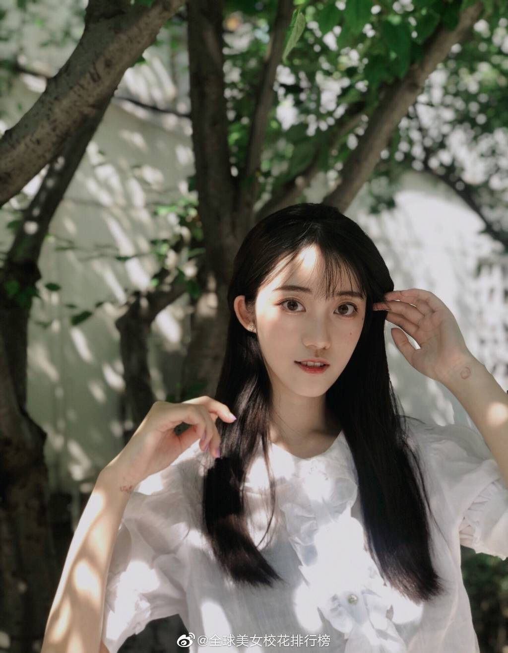 2020-08-20 08:53 原标题:《校花精选》上海电影艺术学院99级校花