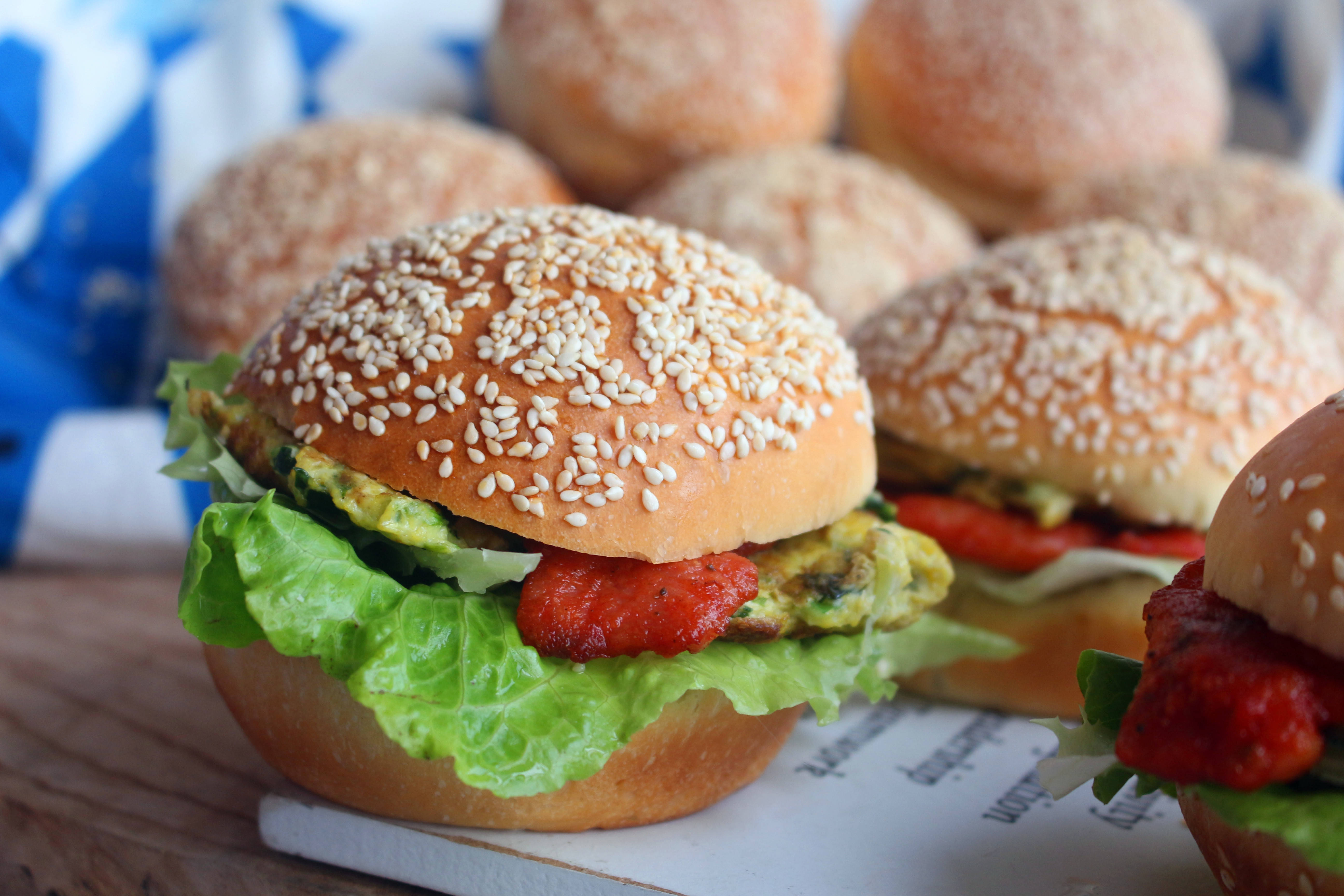 做一炉汉堡包冷冻吧,早餐不再发愁