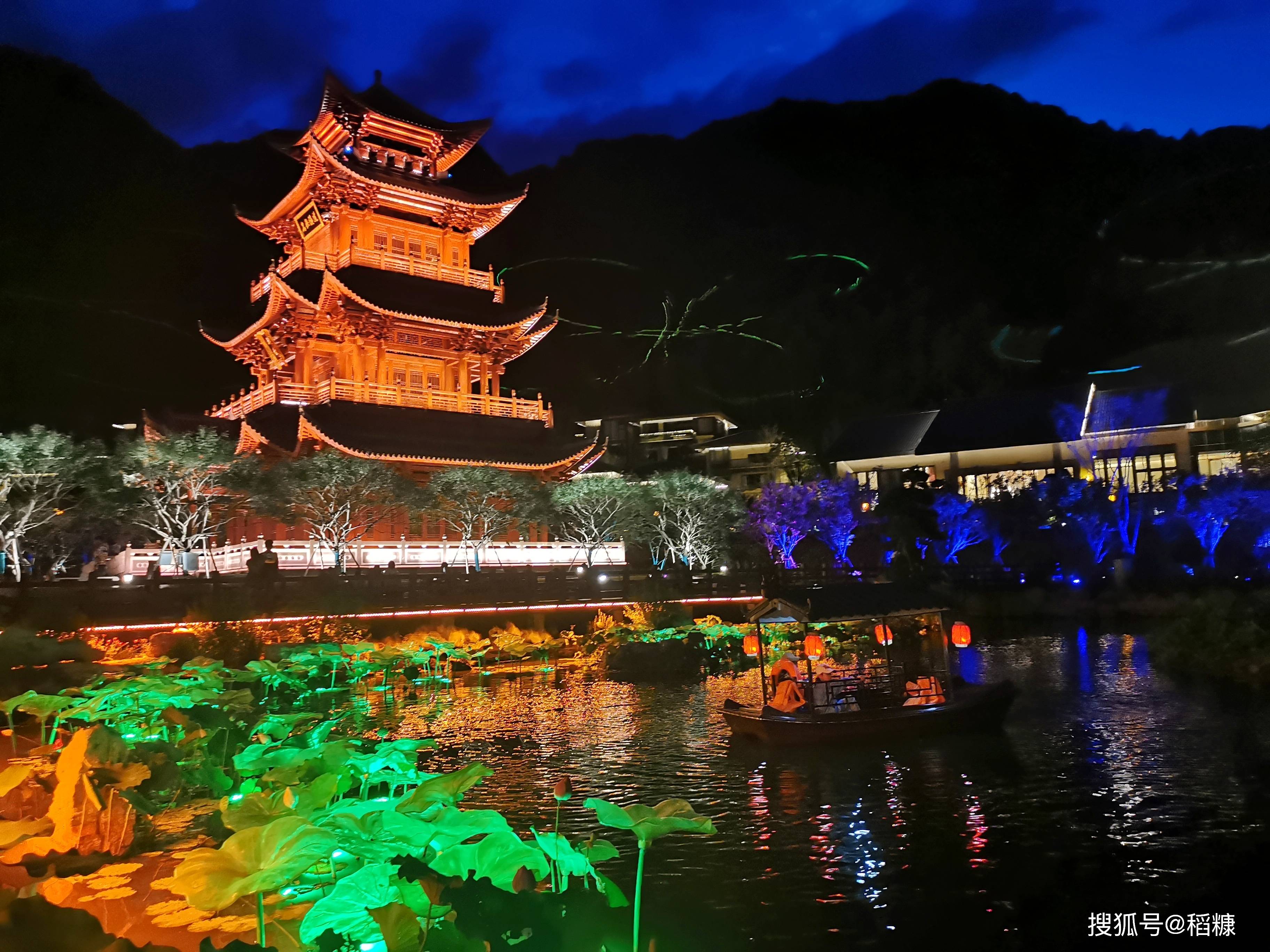 失去武夷山的光环,江西葛仙村用什么赢得璀璨?