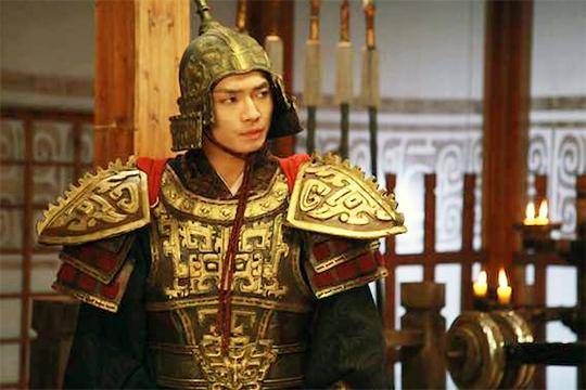 前燕的太后很强势,她生下了四个儿子,长子献怀太子慕容晔病死后,次子