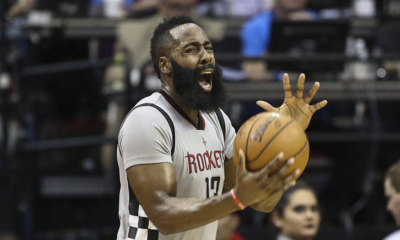 哈登获赛季个人第10个三双|哈登另类战助76人拿到赛点布朗神勇约基奇三双掘金主场取胜