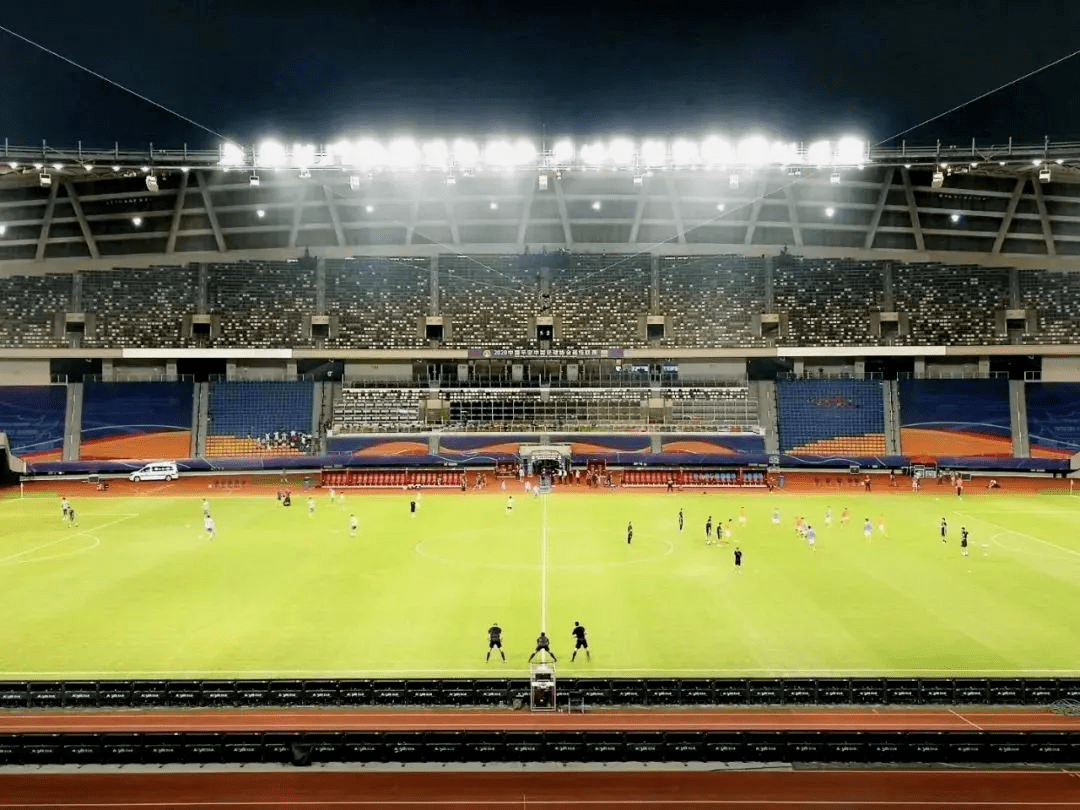 今晚中超联赛首次对观众开放