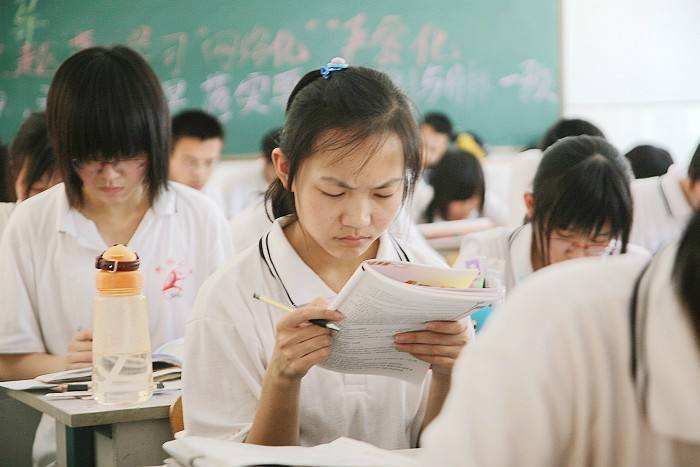 高三生,高考文综满分300分,为何你只得165分?