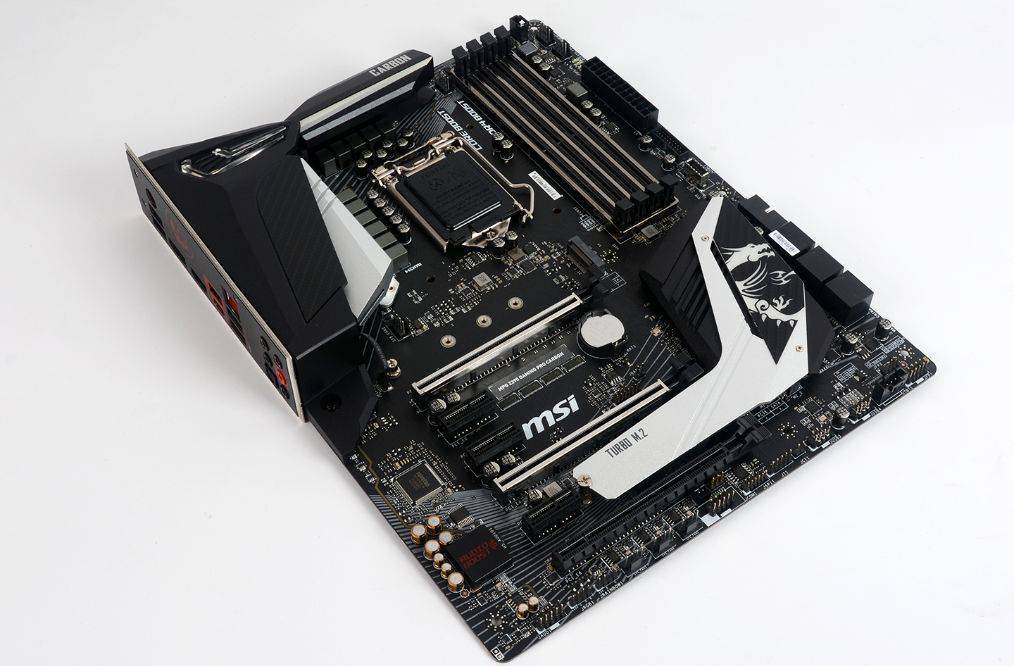 垃圾佬玩高配游戏主机九代intel顶配i99900k装机实录