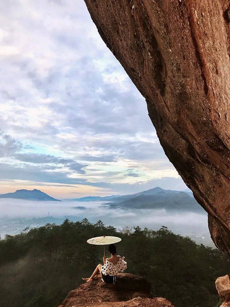 武夷山大王峰摔死人图片