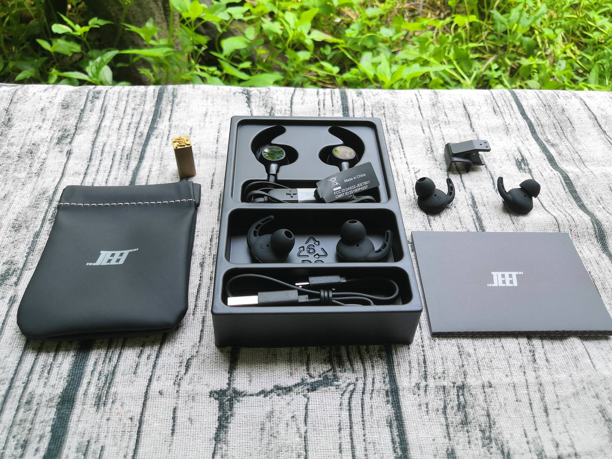 jeetw1s运动蓝牙耳机体验设计走心音质令人难忘