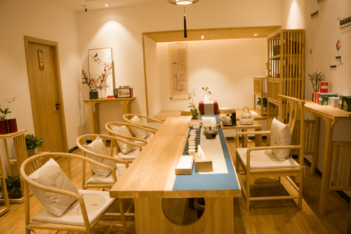 共享茶室下半场来临,风险与机遇并存,6茶再做行业"前锋"_经济