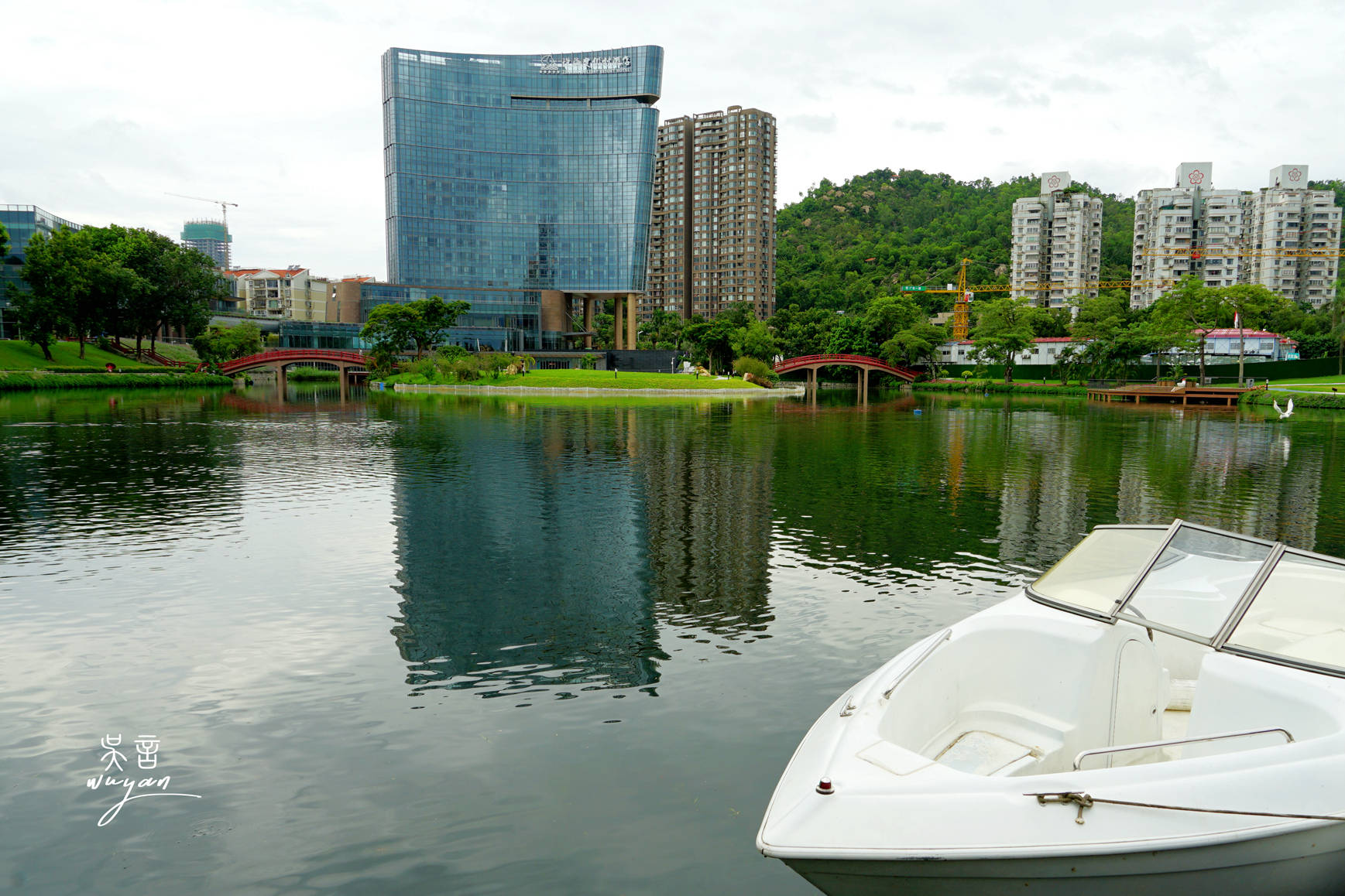 珠海的这个度假村里,网红小姐姐居然能重现《泰坦尼克号》的经典