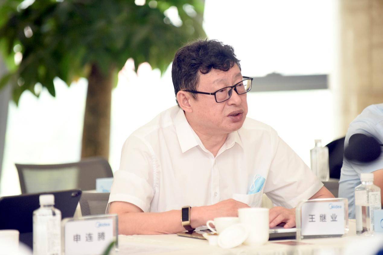 中国电科院董事,总经理王继业先生等一行人莅临美的集团总部并考察