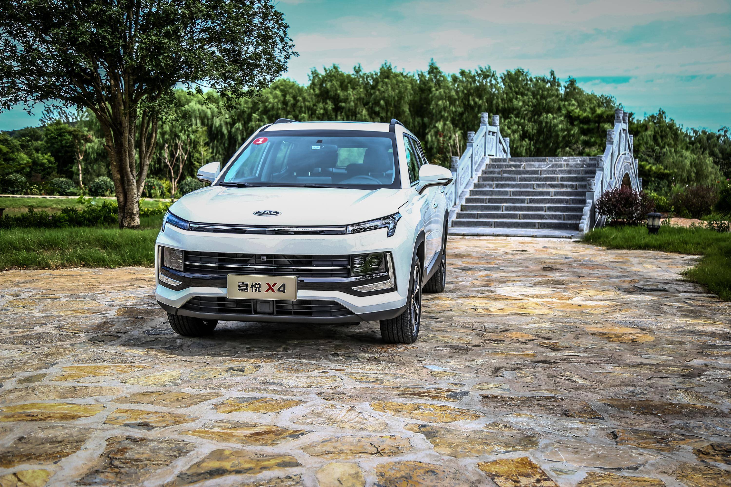 这辆x4,6万起步,大众造江淮家叫嘉悦,你买吗?_手机搜狐网