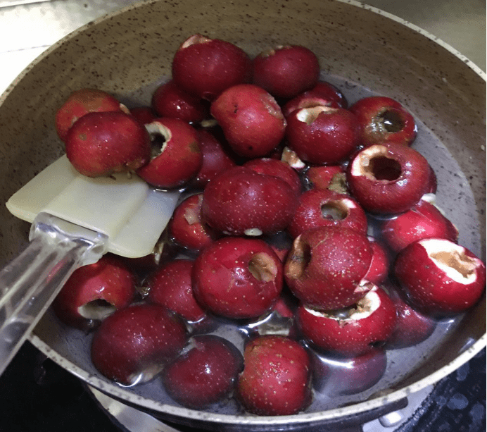 原创贴完秋膘也来解解腻吧,学会这款山楂甜汤,好喝又消食