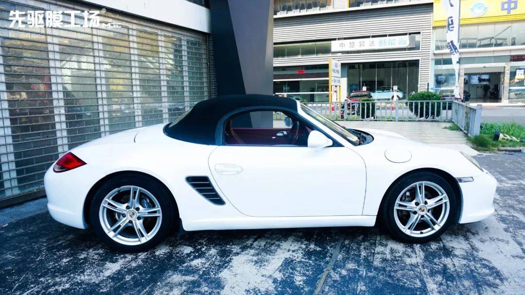车身改色保时捷718boxster贴电光金属白改色膜