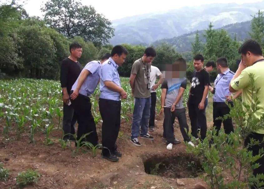 年,广西壮族自治区一卖百香果的十岁女孩杨晓燕遭到同村人杨光毅杀害