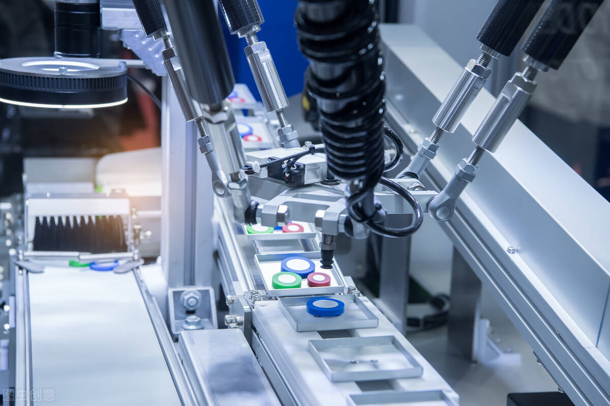 在产品生产线中是至关重要的连接点,产品的粘接,封装都需要点胶工艺