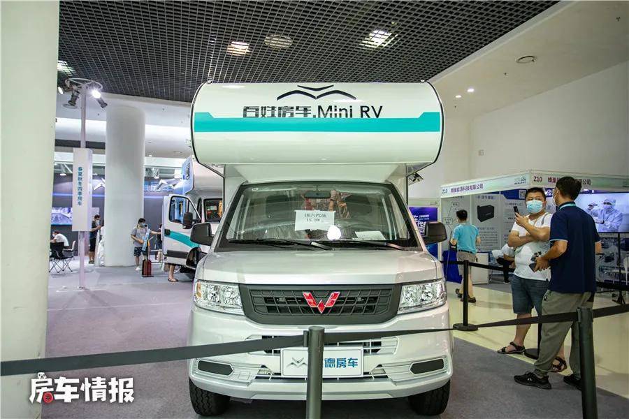 又一款老百姓买得起房车!15.8万起,1.8l动力能住4人