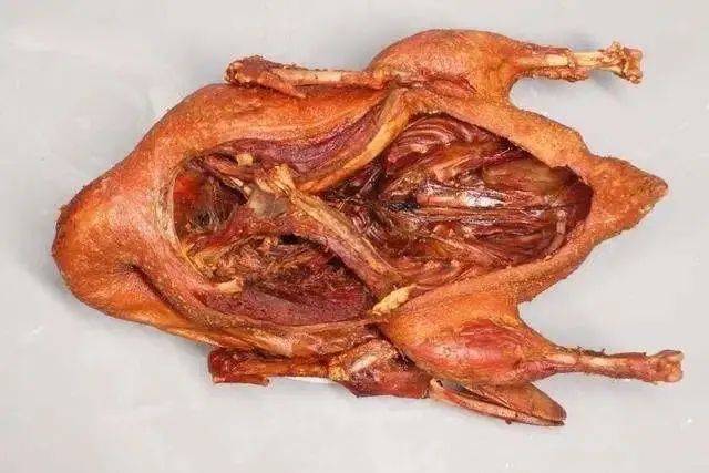 身为南充人的你,肯定听过且也吃过杨鸭子吧!