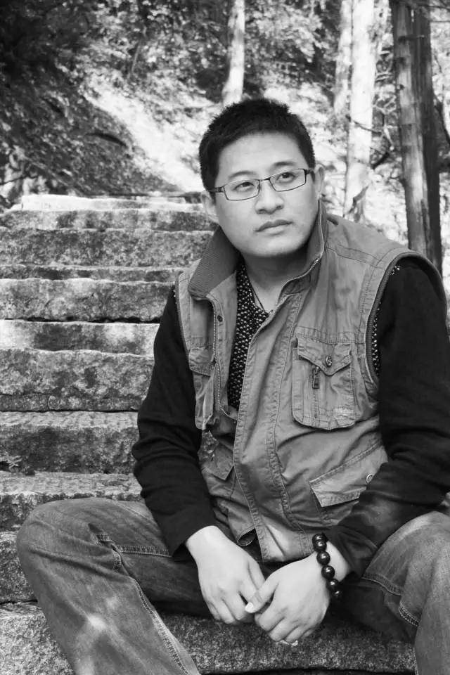 写意都市造新境 人文关照成高格——记画家毕波及其都市水墨画