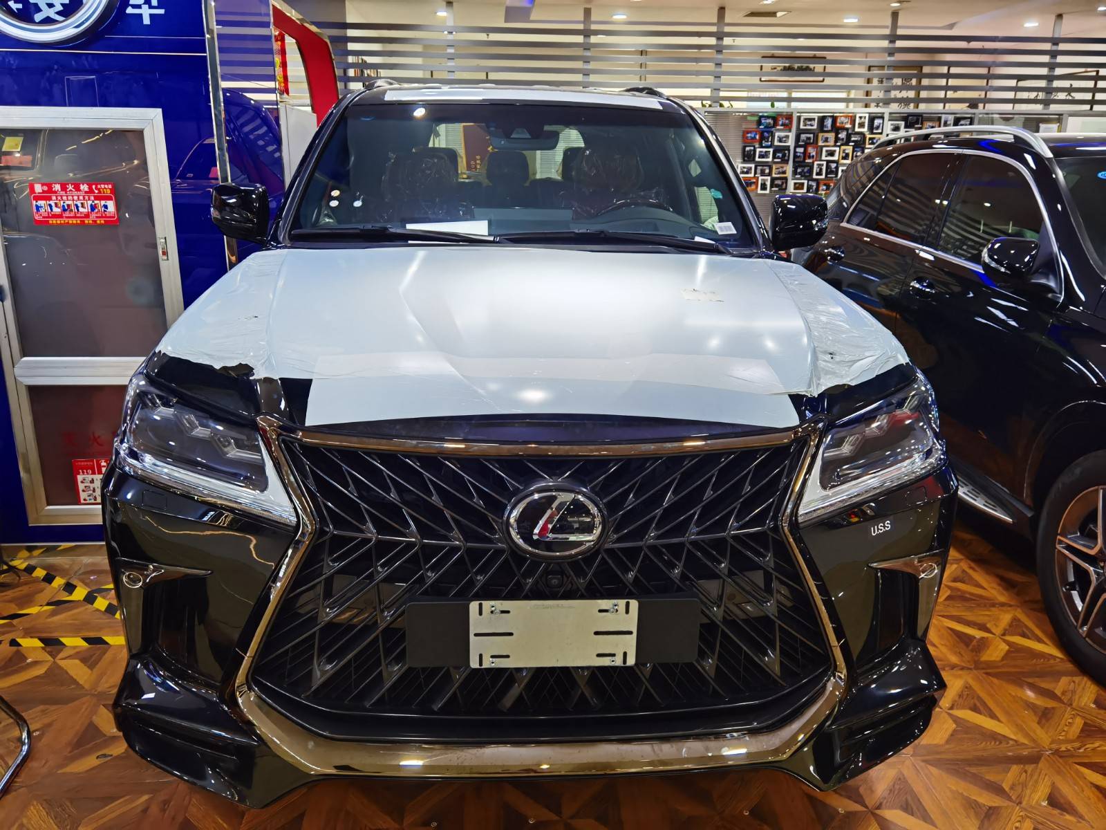 新款雷克萨斯lx570越野车升级回馈超值低价