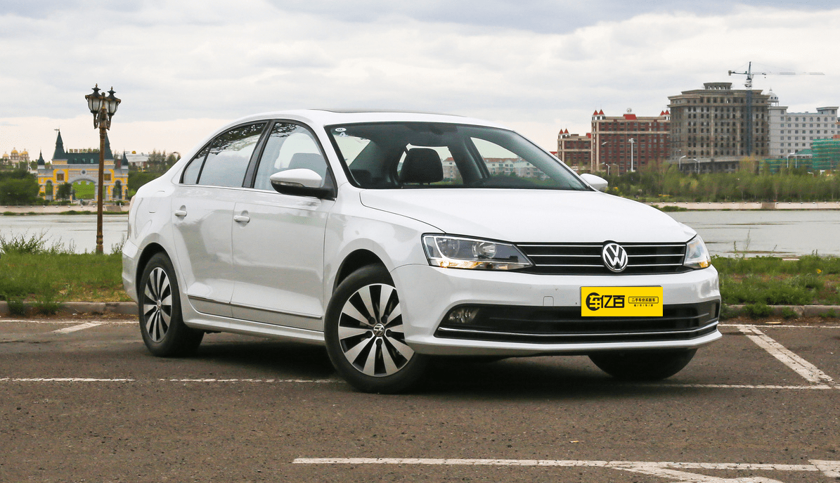 1/ 12 一汽-大众 速腾 2018款 180tsi 双离合 臻享版 指导价:15.