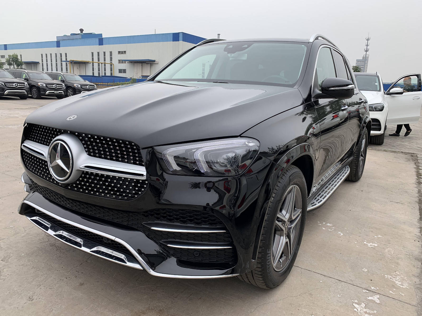 全新奔驰gle450现车爆惠 20款配置行情