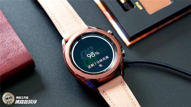功能全面,"物理旋转表圈"还能减压?三星galaxy watch3评测