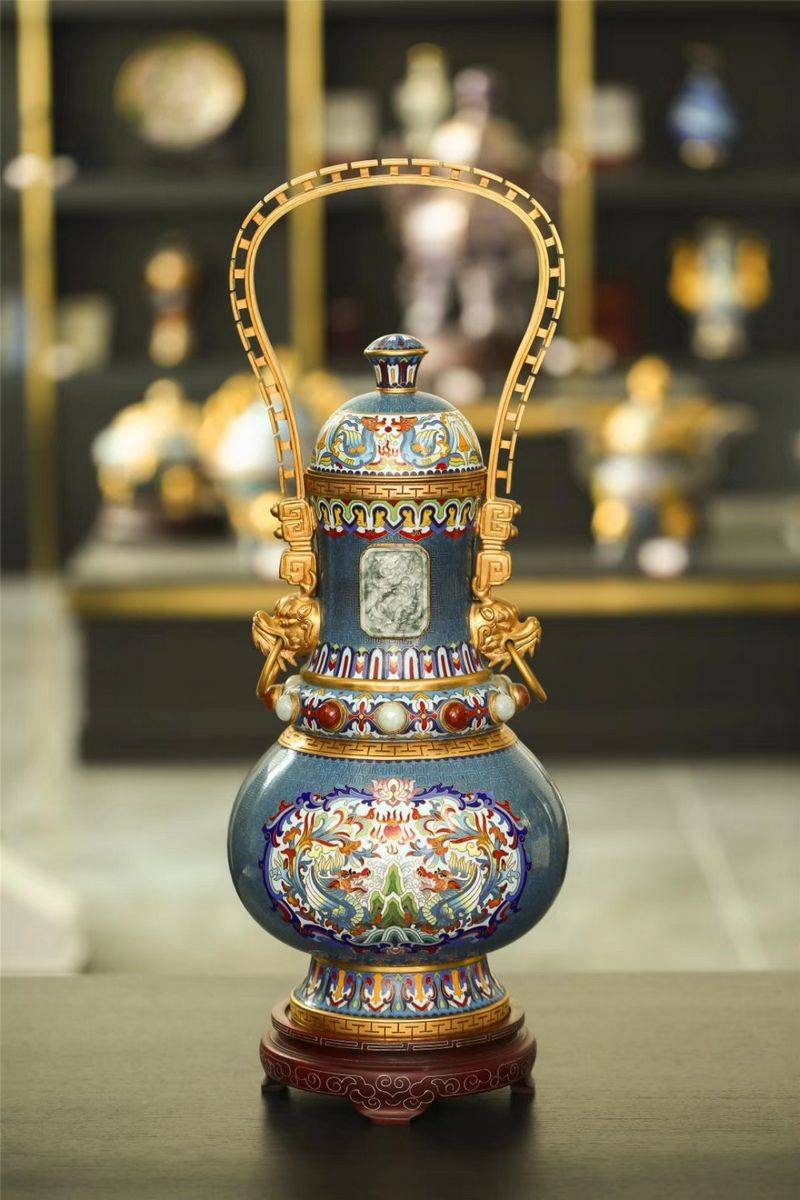 张同禄景泰蓝《如意和畅提梁壶》_手机搜狐网