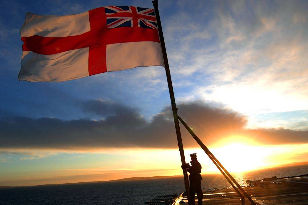 英国皇家海军起源被推翻?研究显示早期黑历史,首战败给海盗