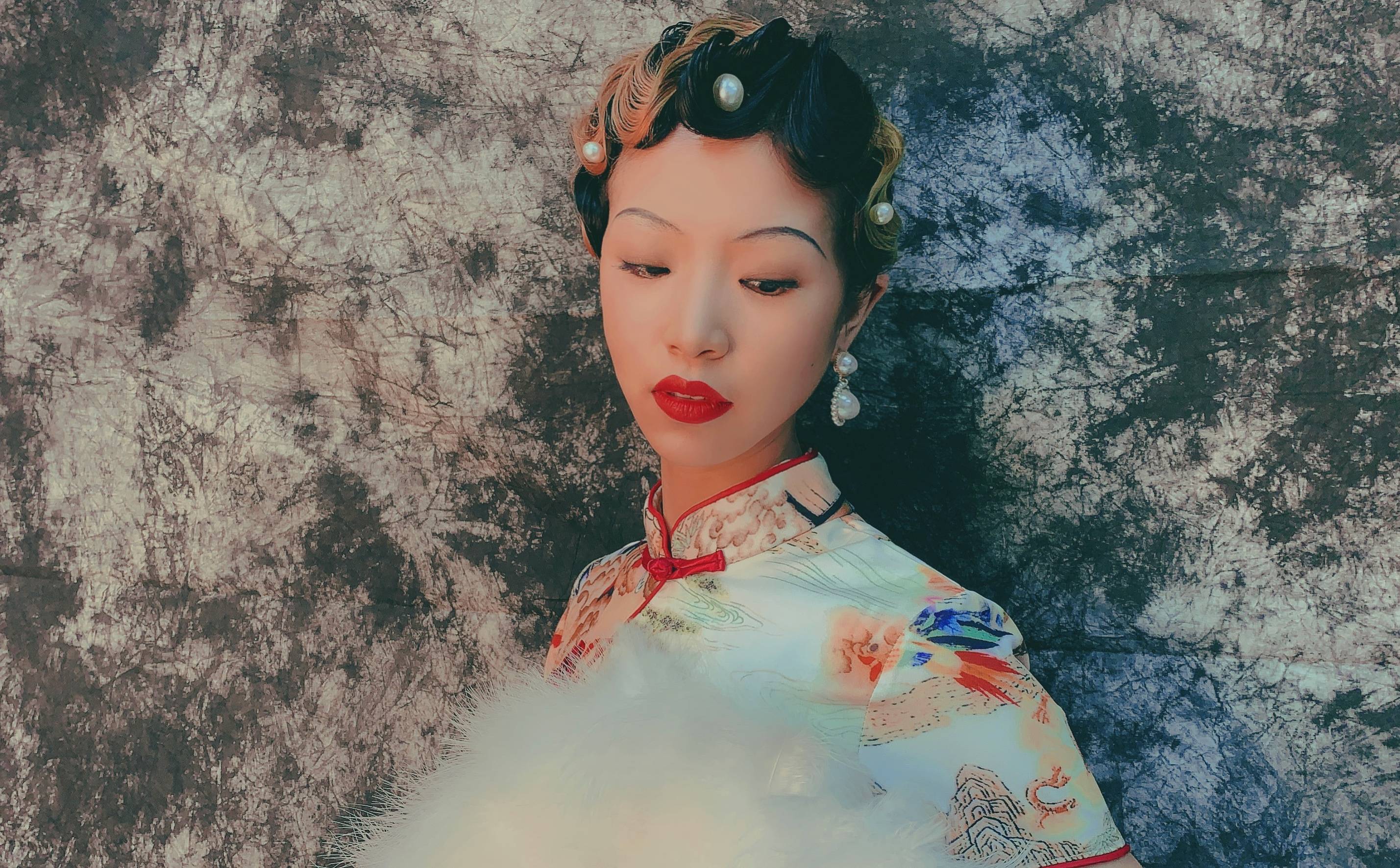 民国风情妆容来一波.总有人说民国的女人,心思重