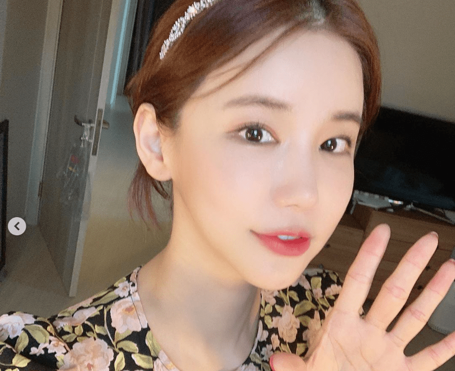 吴仁惠社交账号显示,就在前一晚上,她还更新了动态,并写道:"久违的