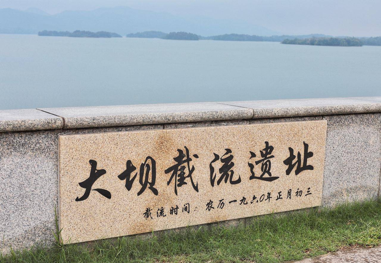 亚洲第一坝藏在湖北松滋,人工修建22年,如今已是网红打卡景点_手机