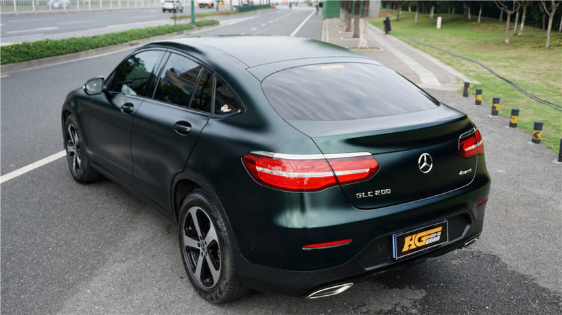 长沙奔驰改色 奔驰glc200贴膜超亚漆暗夜绿 汇格车