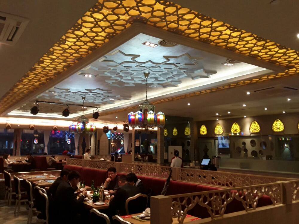 1,买买提清真饭店 2,美疆歌舞主题餐厅 3,北疆饭店 (来源:名单网)